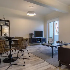Glamorous 2bdr By Lovelystay Lisboa